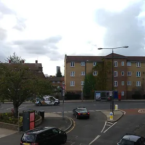 Hotel City View Stratford, Londyn