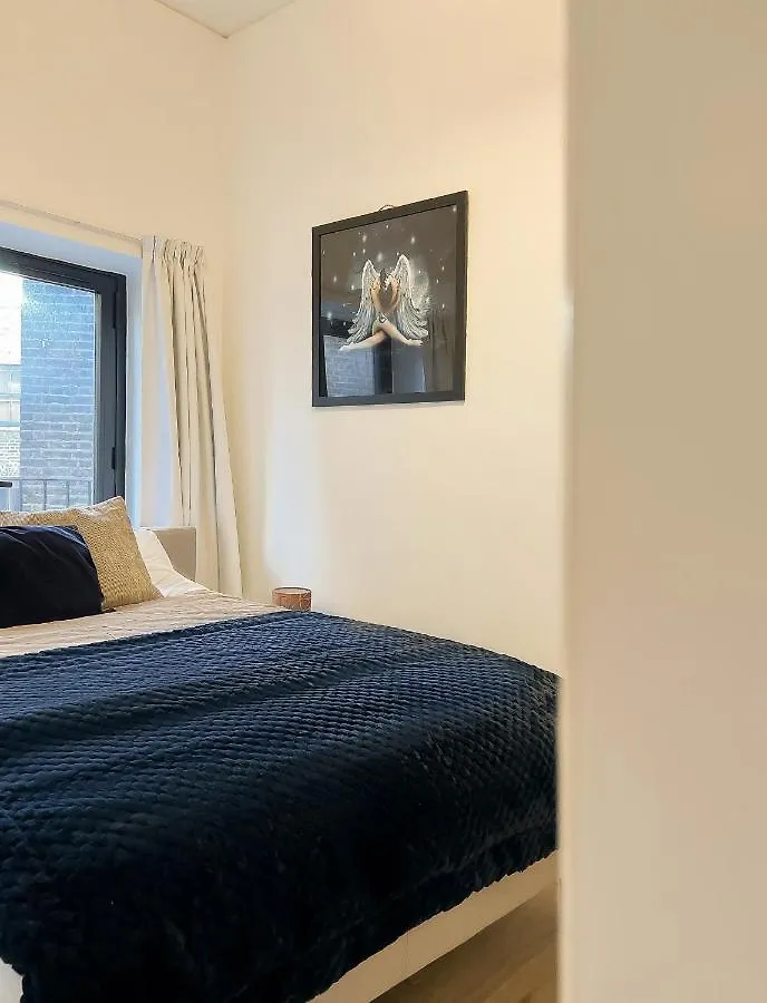 Modern Chic Flat In Shoreditch London 0*,  United Kingdom